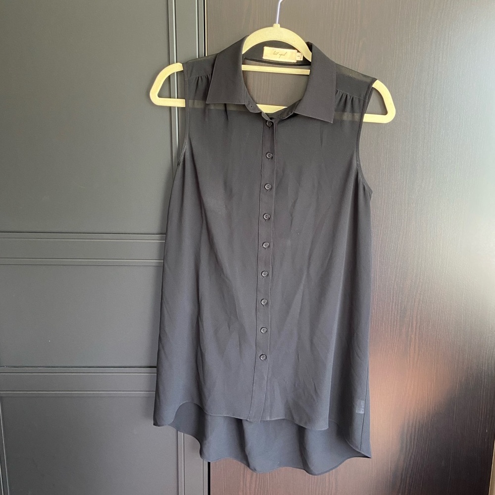 ❗️3/$15❗️Last April Sheer Button Down Blouse